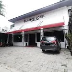 Jakpod Hotel