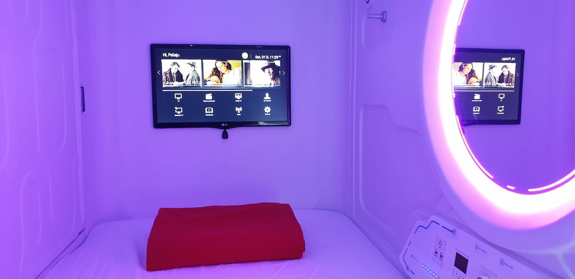 Jakpod Capsulehotel
